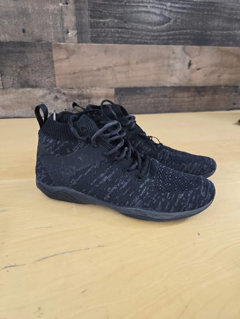 Rebel Revolution Black Cheer Knit Fabric Athletic Shoes Wmn Size 38 US 7 Lace Up